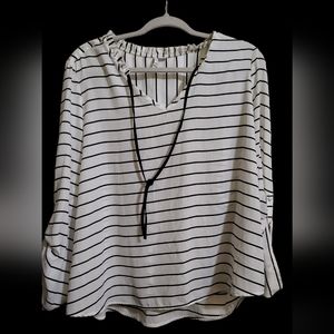 Women's Elle black & white blouse